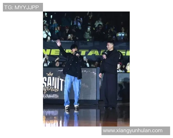 林书豪在篮网对决库里展现风采引发球迷热议与期待 林书豪在篮网对决库里展现风采引发球迷热议与期待