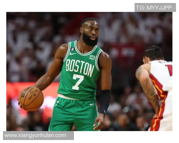 杰伦布朗在NBA赛季中的表现与未来发展潜力分析