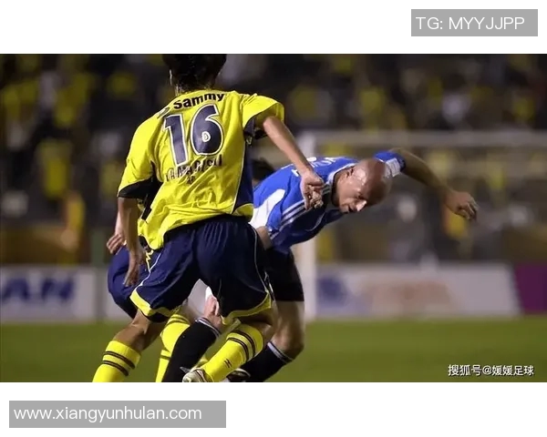 山形山神与冈山绿稚的激烈对决展现足球魅力与团队精神 山形山神与冈山绿稚的激烈对决展现足球魅力与团队精神