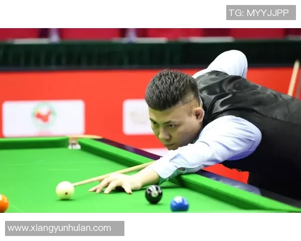 郑宇伯与希尔精彩对决录像回顾分析，重温激烈瞬间与战术较量