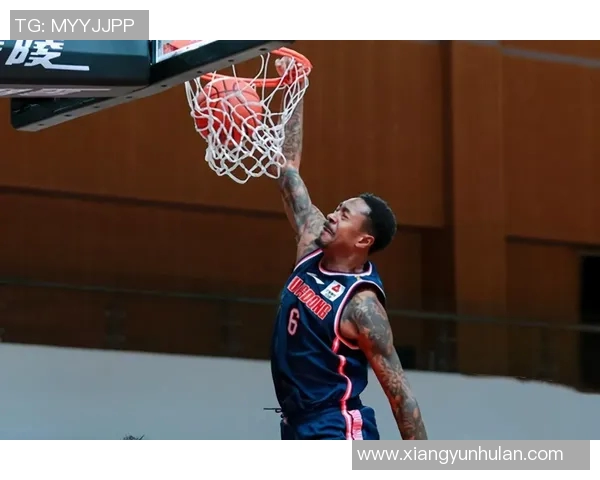 马尚布鲁克斯：从篮球场上的闪耀星辰到生活中的坚韧奋斗者