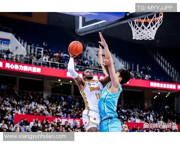 CBA激战辽宁队迎战青岛队期待精彩对决与球星表现 CBA激战辽宁队迎战青岛队期待精彩对决与球星表现